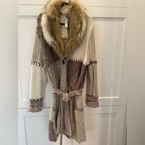 CHICO’S belted long sweater with fur collar